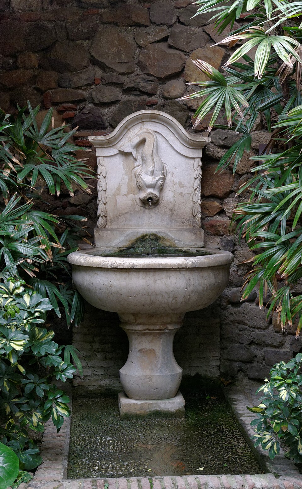 Garden fountain inside the Alcazaba of Málaga